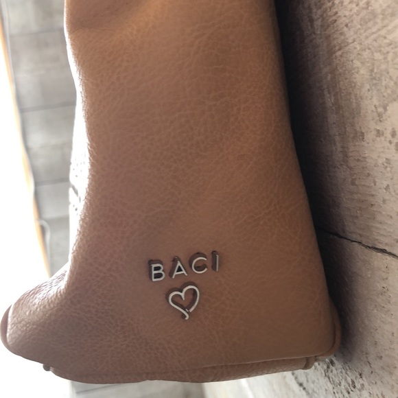 Baci Italian leather laser cut handbag - Picture 6 of 15